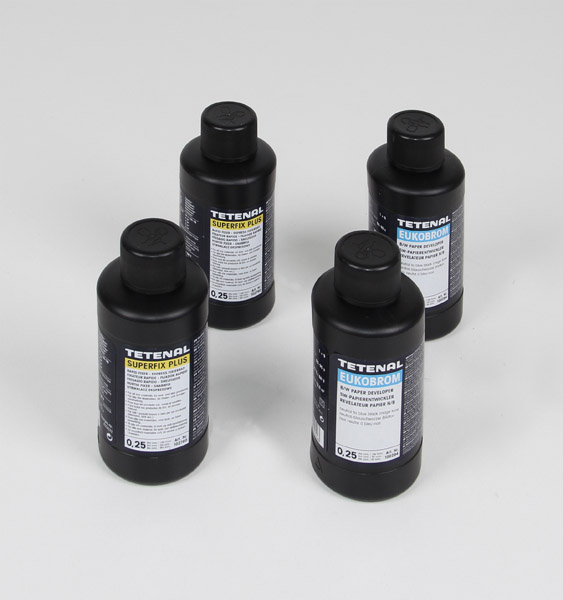 Photographic chemicals