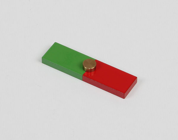 Magnet with cap, poles marked