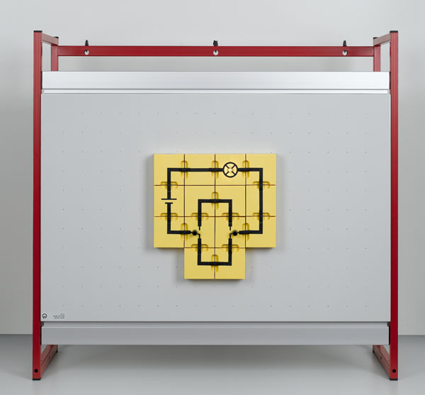 Two-way switches - Assembly using connector blocks