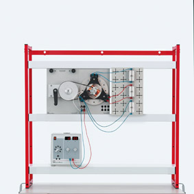 Generating a three-pole alternating voltage - Demonstration using lamps