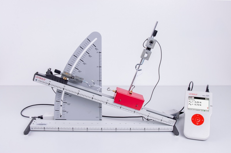 Inclined plane: force along the plane and force normal to the plane - Measuring with Mobile-CASSY