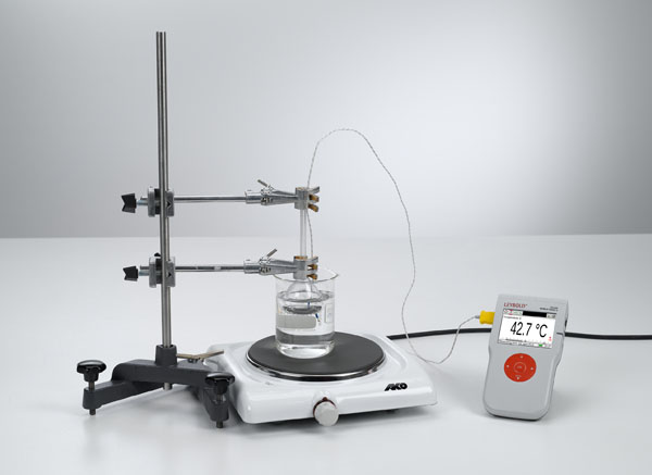 Determination of volumetric expansion coefficient of liquids - Measuring with Mobile-CASSY