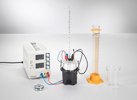 Converting electrical energy into heat energy - Measuring with a voltmeter and an ammeter