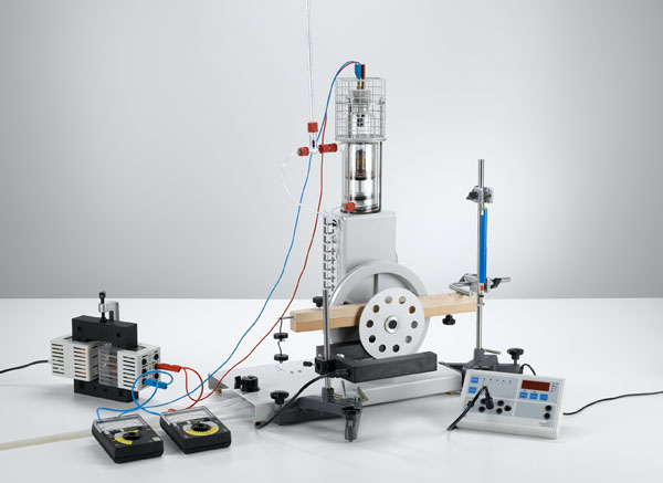 Determining the efficiency of the hot-air engine as a heat engine