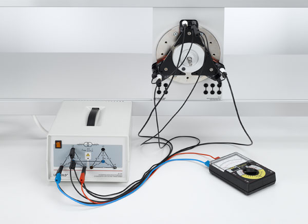 Assembling synchronous and asynchronous three-phase motors 