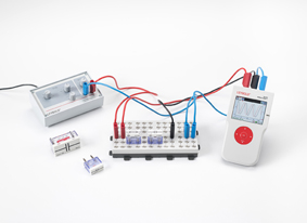 Determining the impedance in circuits with capacitors and ohmic resistors - Measuring with Mobile-CASSY