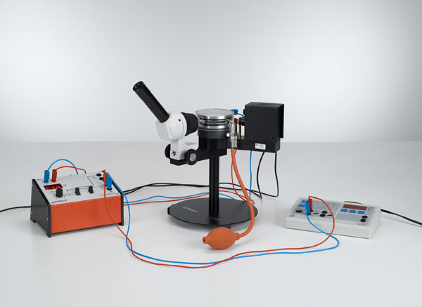 Determining the electric unit charge after Millikan and verifying the charge quantification - Measuring the suspension voltage and the falling speed