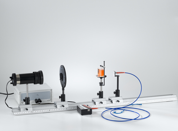 Recording of absorption spectra with a spectrometer