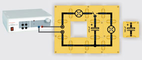 Charging and discharging a capacitor - Assembly using connector blocks