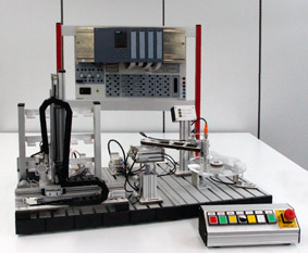 Mechatronic Compact System for PLC: High-bay warehouse with material testing